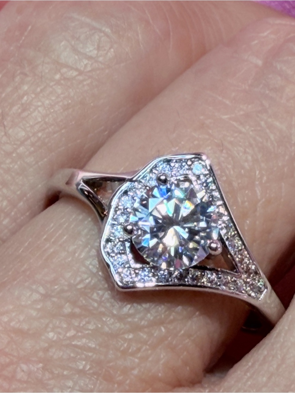New Elegant Round-1ct Moissanite Center Stone Surrounded by a Pave' shimmer